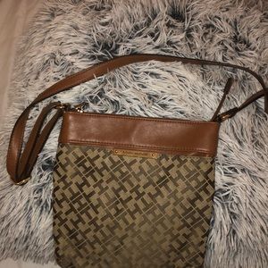 Tommy Hilfiger bag